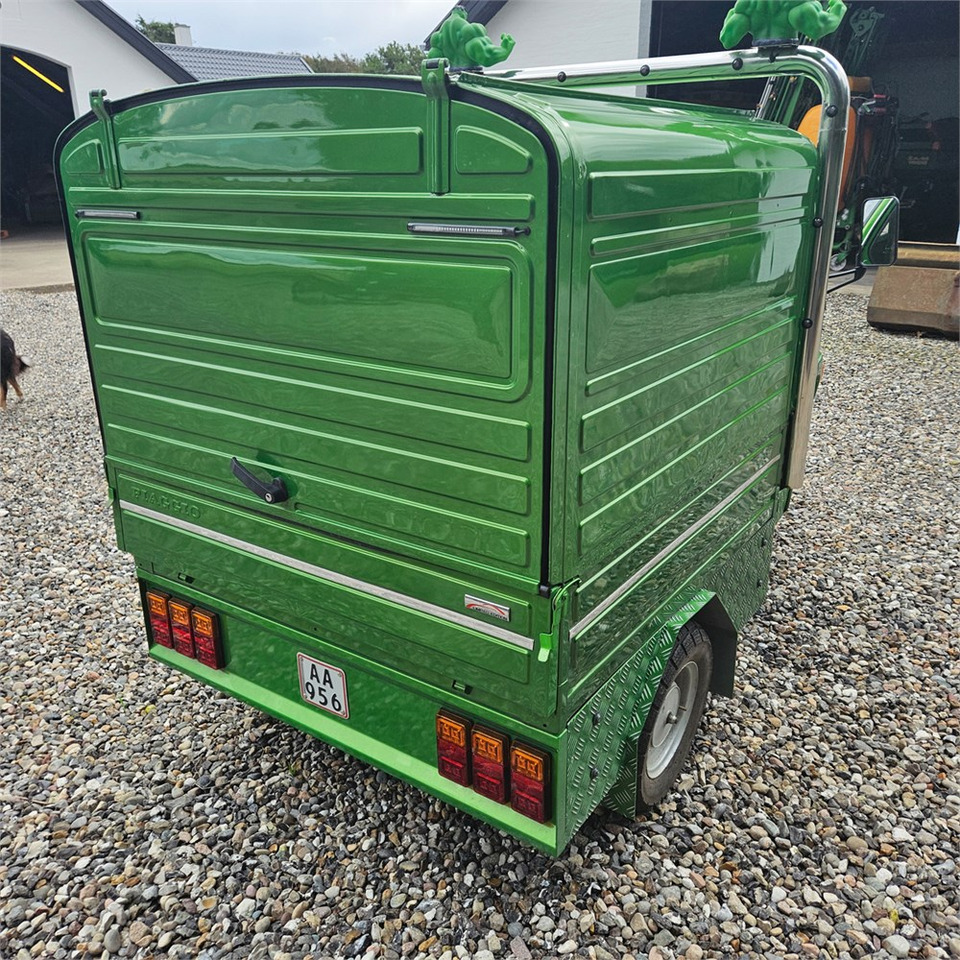 Piaggio APE 50 VAN - Μοτοσικλέτα: φωτογραφία 5 Piaggio APE 50 VAN - Μοτοσικλέτα: φωτογραφία 5