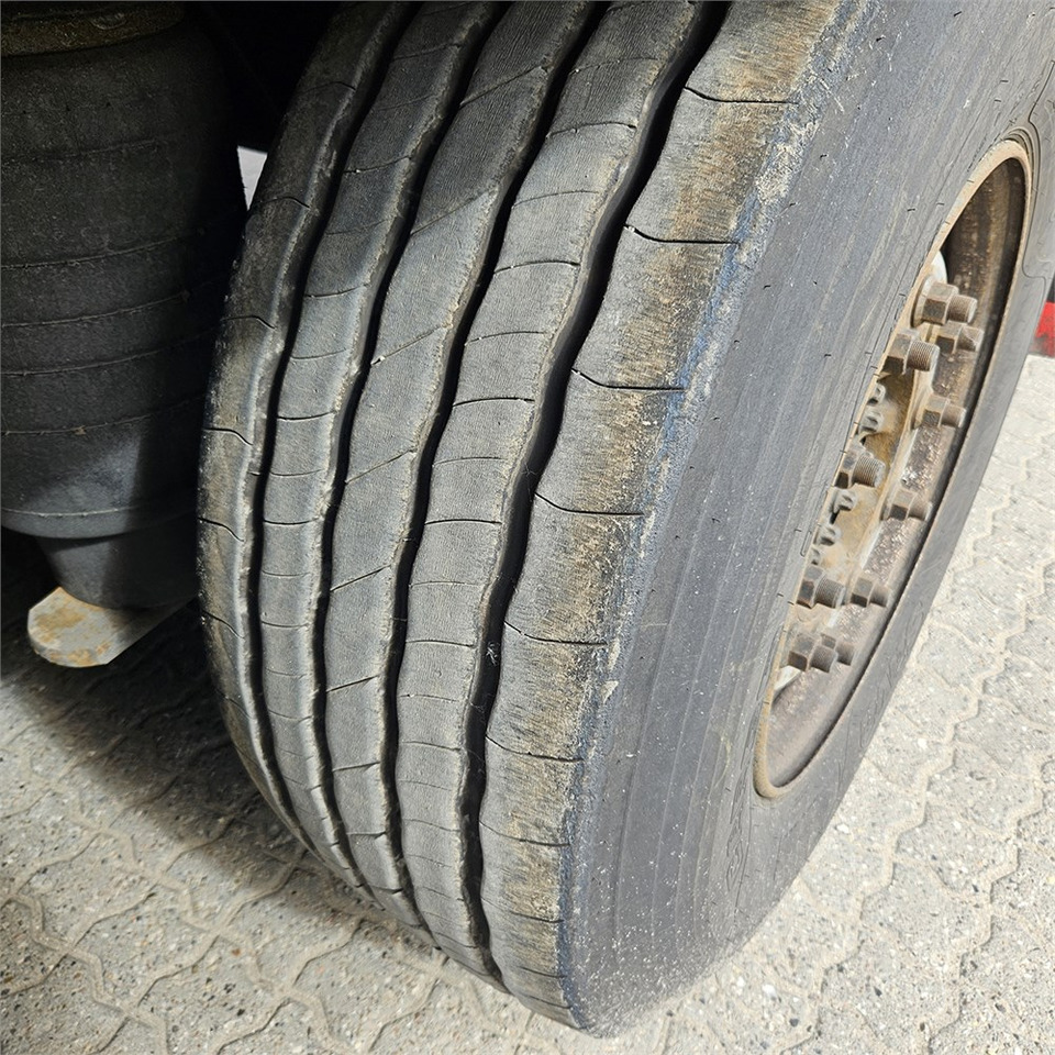 Επικαθήμενο ψυγείο Schmitz Køle Trailer: φωτογραφία 26 Επικαθήμενο ψυγείο Schmitz Køle Trailer: φωτογραφία 26