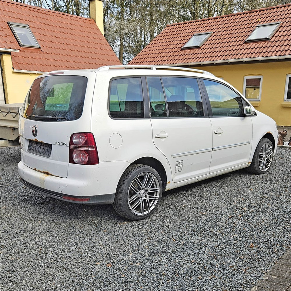 VW Touran Van 2,0 tdi automatisk - Αυτοκίνητο: φωτογραφία 3 VW Touran Van 2,0 tdi automatisk - Αυτοκίνητο: φωτογραφία 3
