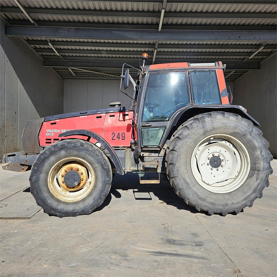 Valmet Valtra 8450 - Τρακτέρ: φωτογραφία 2 Valmet Valtra 8450 - Τρακτέρ: φωτογραφία 2