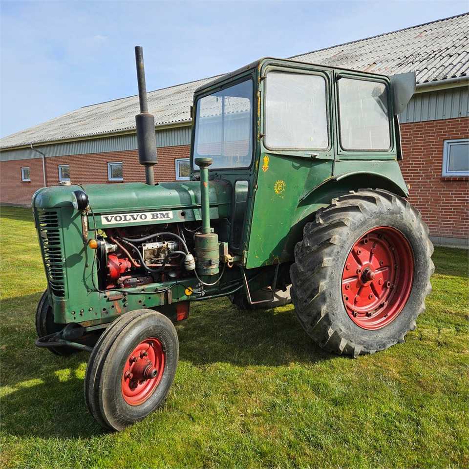 Volvo BM T55 - Τρακτέρ: φωτογραφία 1 Volvo BM T55 - Τρακτέρ: φωτογραφία 1