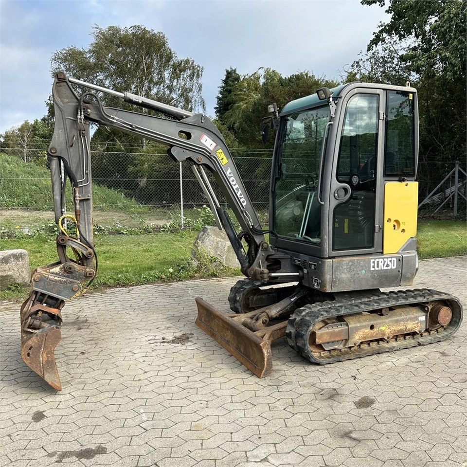 Volvo ECR25 D - Μίνι εκσκαφέας: φωτογραφία 1 Volvo ECR25 D - Μίνι εκσκαφέας: φωτογραφία 1