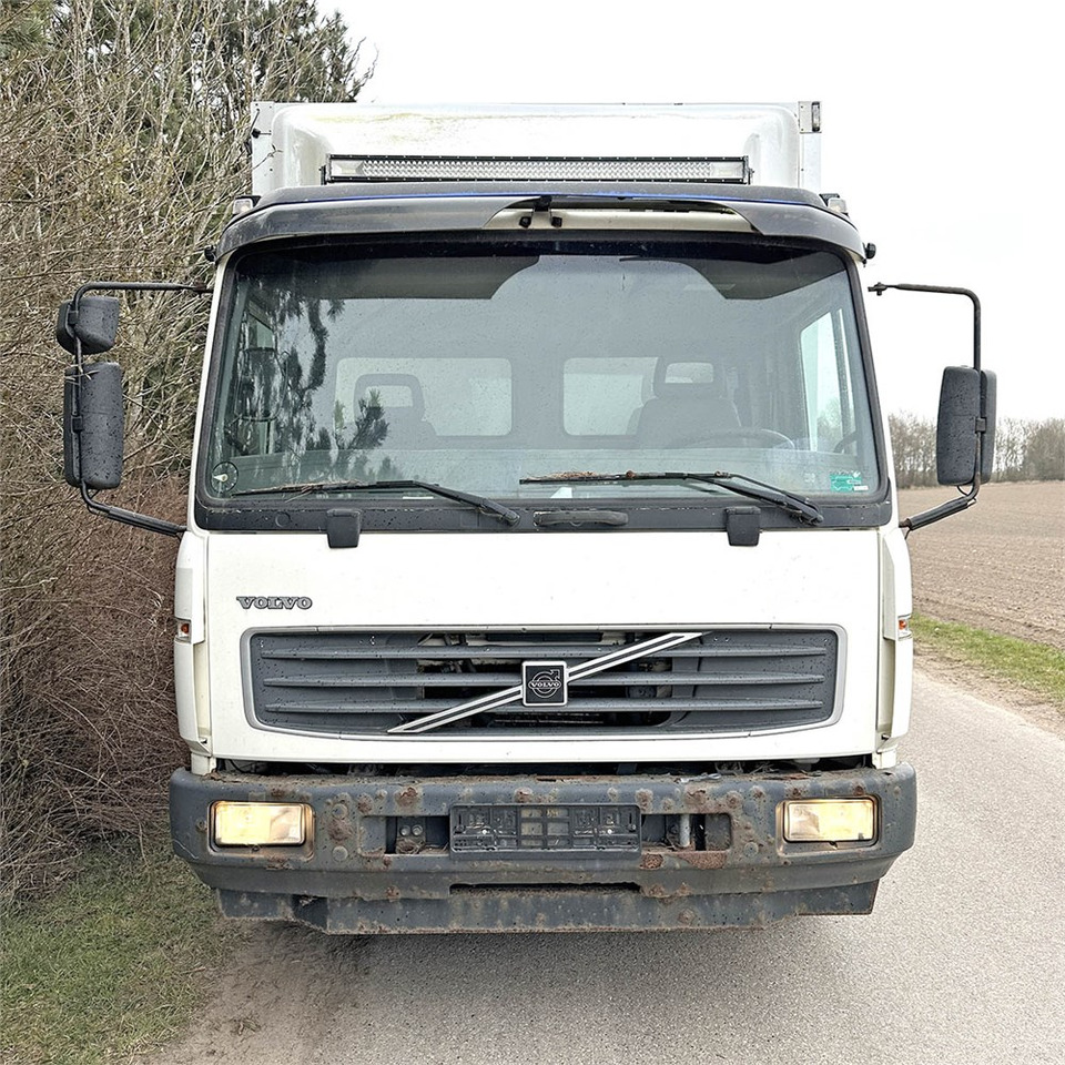 Volvo F180 FL 9L - Φορτηγό κόφα: φωτογραφία 3 Volvo F180 FL 9L - Φορτηγό κόφα: φωτογραφία 3