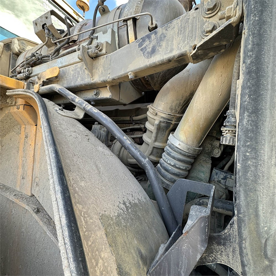 Ελαστιχοφόρος φορτωτής Volvo L150 G: φωτογραφία 26 Ελαστιχοφόρος φορτωτής Volvo L150 G: φωτογραφία 26