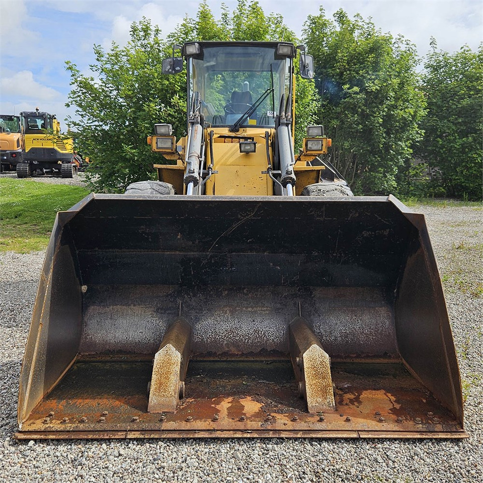 Volvo L90 B - Ελαστιχοφόρος φορτωτής: φωτογραφία 5 Volvo L90 B - Ελαστιχοφόρος φορτωτής: φωτογραφία 5