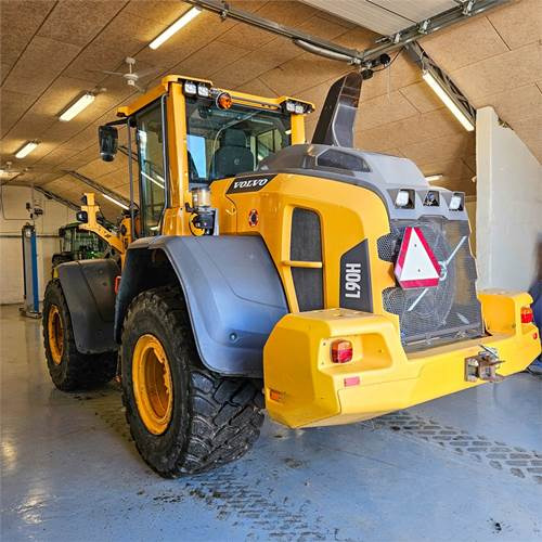 Volvo L90 H - Ελαστιχοφόρος φορτωτής: φωτογραφία 3 Volvo L90 H - Ελαστιχοφόρος φορτωτής: φωτογραφία 3