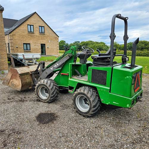 Volvo ZL302C - Ελαστιχοφόρος φορτωτής: φωτογραφία 3 Volvo ZL302C - Ελαστιχοφόρος φορτωτής: φωτογραφία 3