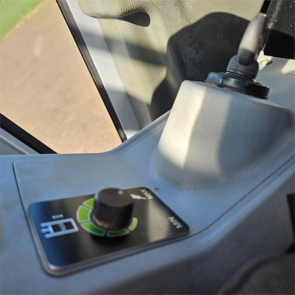 Μίνι εκσκαφέας Wacker Neuson ET18: φωτογραφία 14 Μίνι εκσκαφέας Wacker Neuson ET18: φωτογραφία 14