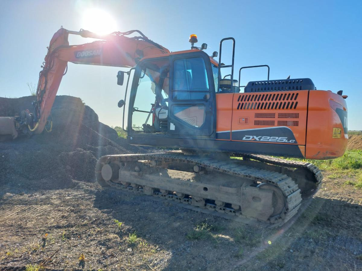 Doosan DX 225LC-5 - Ερπυστριοφόρος εκσκαφέας: φωτογραφία 2 Doosan DX 225LC-5 - Ερπυστριοφόρος εκσκαφέας: φωτογραφία 2