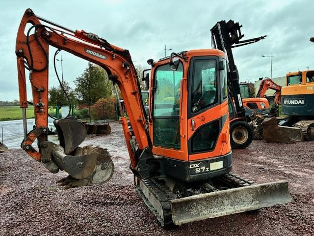 Doosan DX 27 Z - Μίνι εκσκαφέας: φωτογραφία 5 Doosan DX 27 Z - Μίνι εκσκαφέας: φωτογραφία 5
