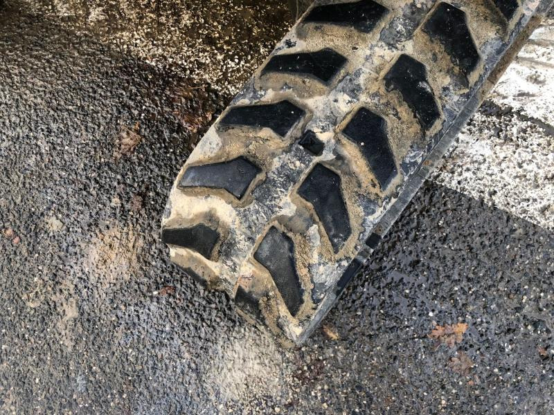 Hyundai 27Z-9 - Μίνι εκσκαφέας: φωτογραφία 4 Hyundai 27Z-9 - Μίνι εκσκαφέας: φωτογραφία 4