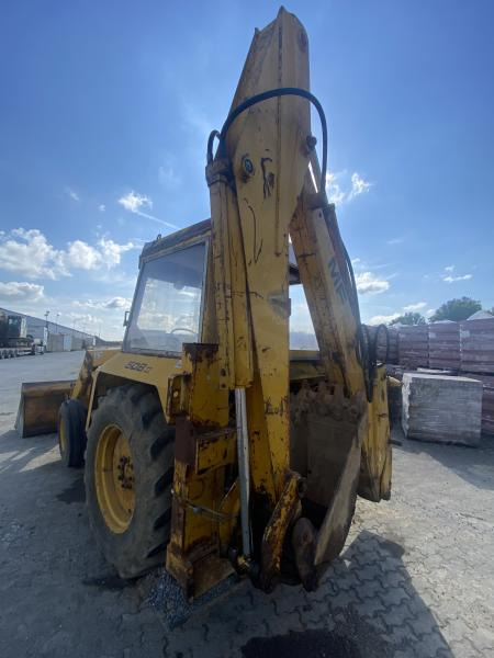 Massey Ferguson MF 50BII - Φορτωτής εκσκαφέας: φωτογραφία 4 Massey Ferguson MF 50BII - Φορτωτής εκσκαφέας: φωτογραφία 4