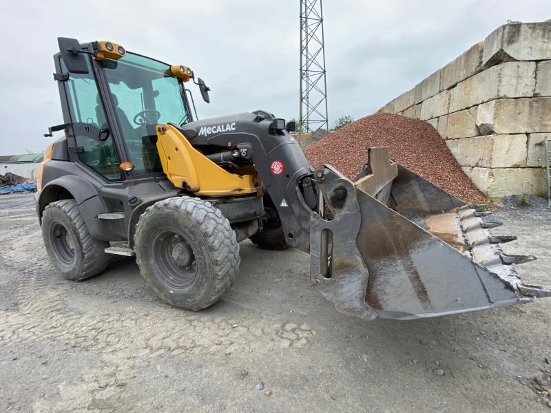 Mecalac AS 900 - Ελαστιχοφόρος φορτωτής: φωτογραφία 3 Mecalac AS 900 - Ελαστιχοφόρος φορτωτής: φωτογραφία 3