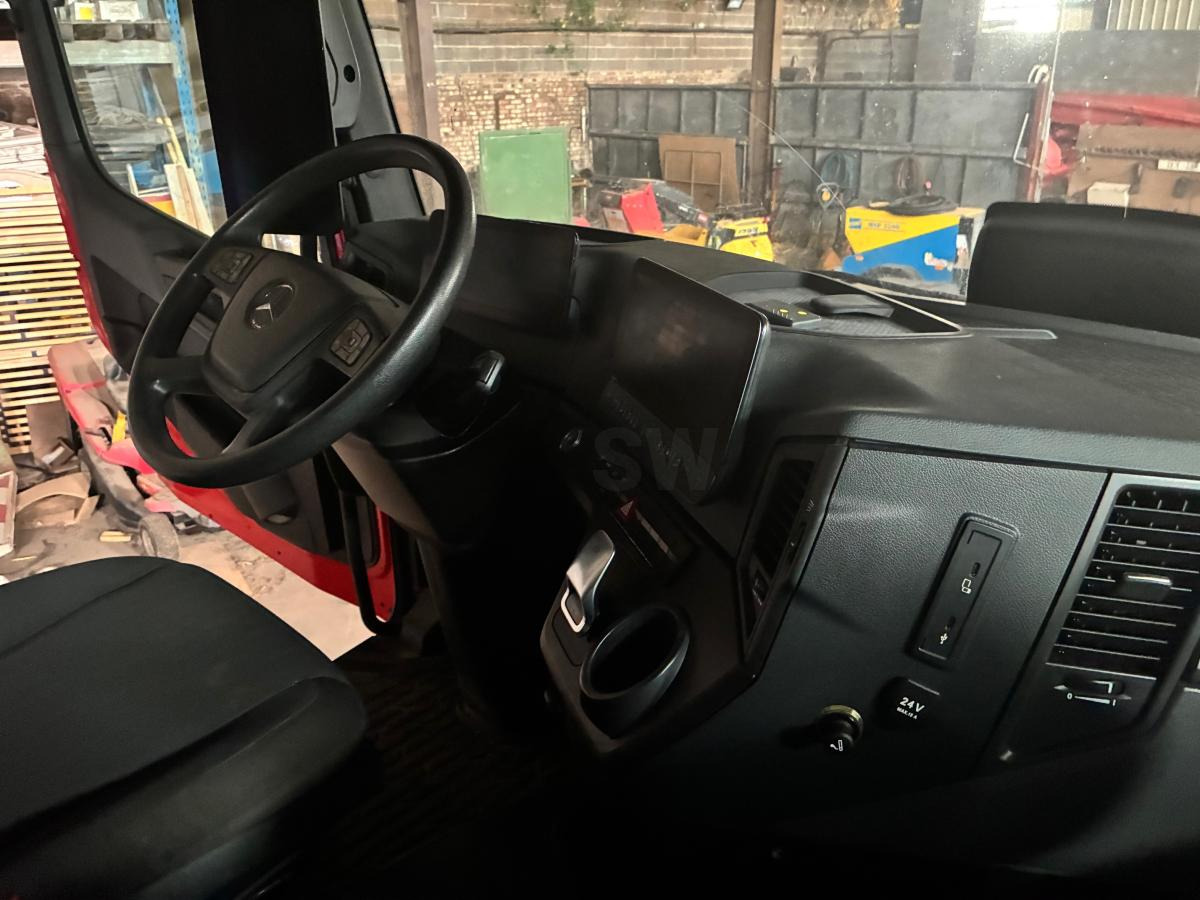 Τράκτορας Mercedes AROCS 2046: φωτογραφία 8