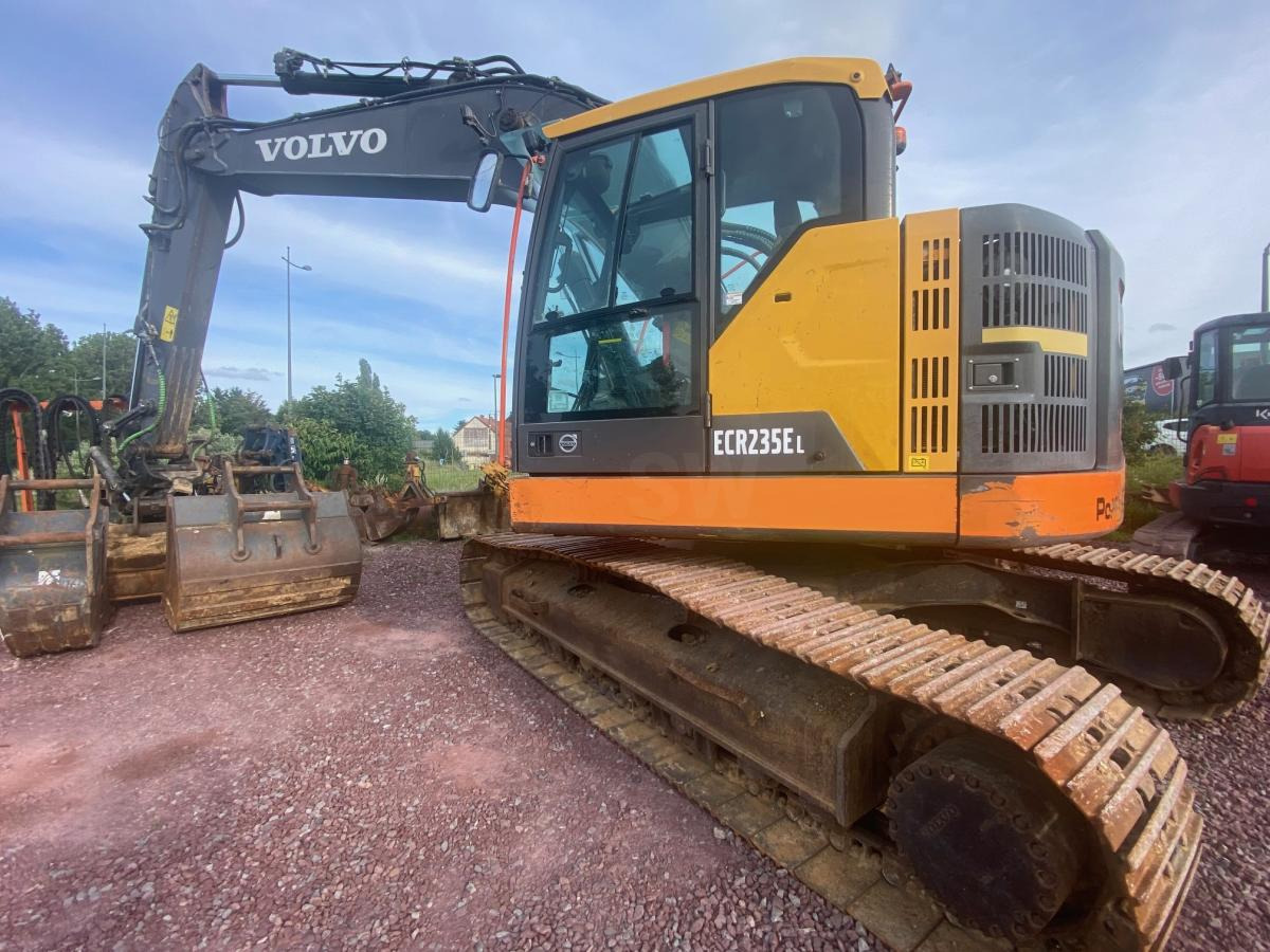 Volvo ECR 235EL - Ερπυστριοφόρος εκσκαφέας: φωτογραφία 1 Volvo ECR 235EL - Ερπυστριοφόρος εκσκαφέας: φωτογραφία 1