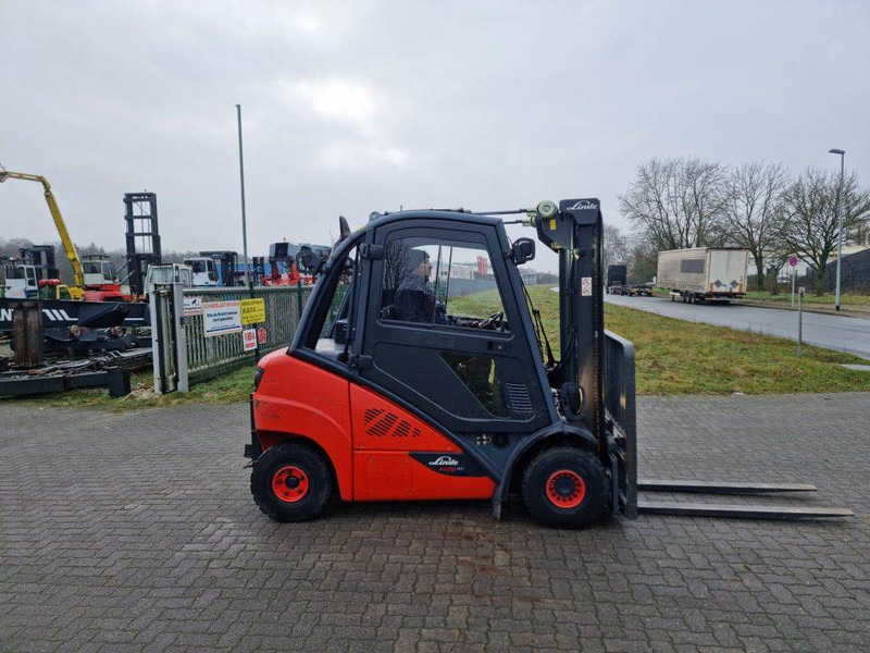 Linde H25D-02 - Πετρελαιοκίνητο περονοφόρο: φωτογραφία 4 Linde H25D-02 - Πετρελαιοκίνητο περονοφόρο: φωτογραφία 4