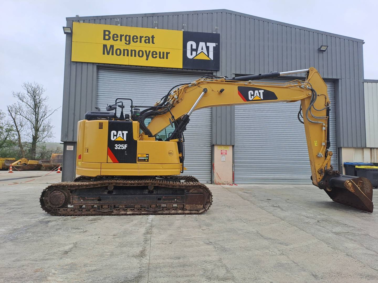 CAT 325F CR - Ερπυστριοφόρος εκσκαφέας: φωτογραφία 1 CAT 325F CR - Ερπυστριοφόρος εκσκαφέας: φωτογραφία 1