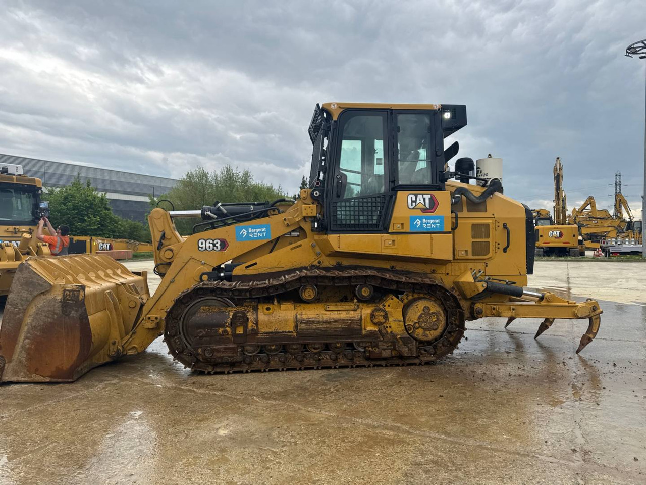 CAT 963 - Ερπυστριοφόρος φορτωτής: φωτογραφία 1 CAT 963 - Ερπυστριοφόρος φορτωτής: φωτογραφία 1