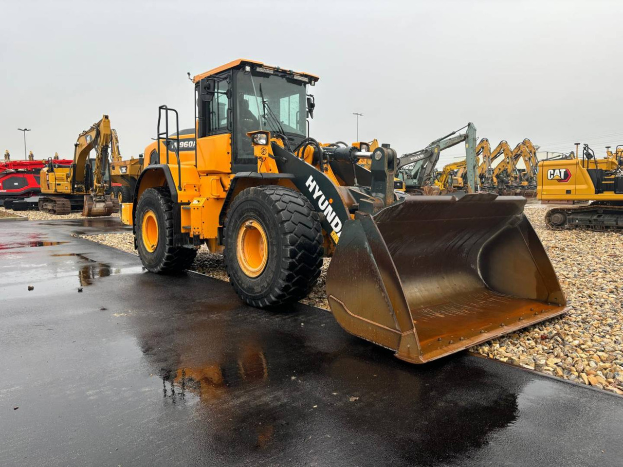HYUNDAI HL960A - Ελαστιχοφόρος φορτωτής: φωτογραφία 1 HYUNDAI HL960A - Ελαστιχοφόρος φορτωτής: φωτογραφία 1