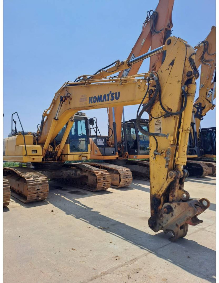 KOMATSU PC210LC - Ερπυστριοφόρος εκσκαφέας: φωτογραφία 2 KOMATSU PC210LC - Ερπυστριοφόρος εκσκαφέας: φωτογραφία 2