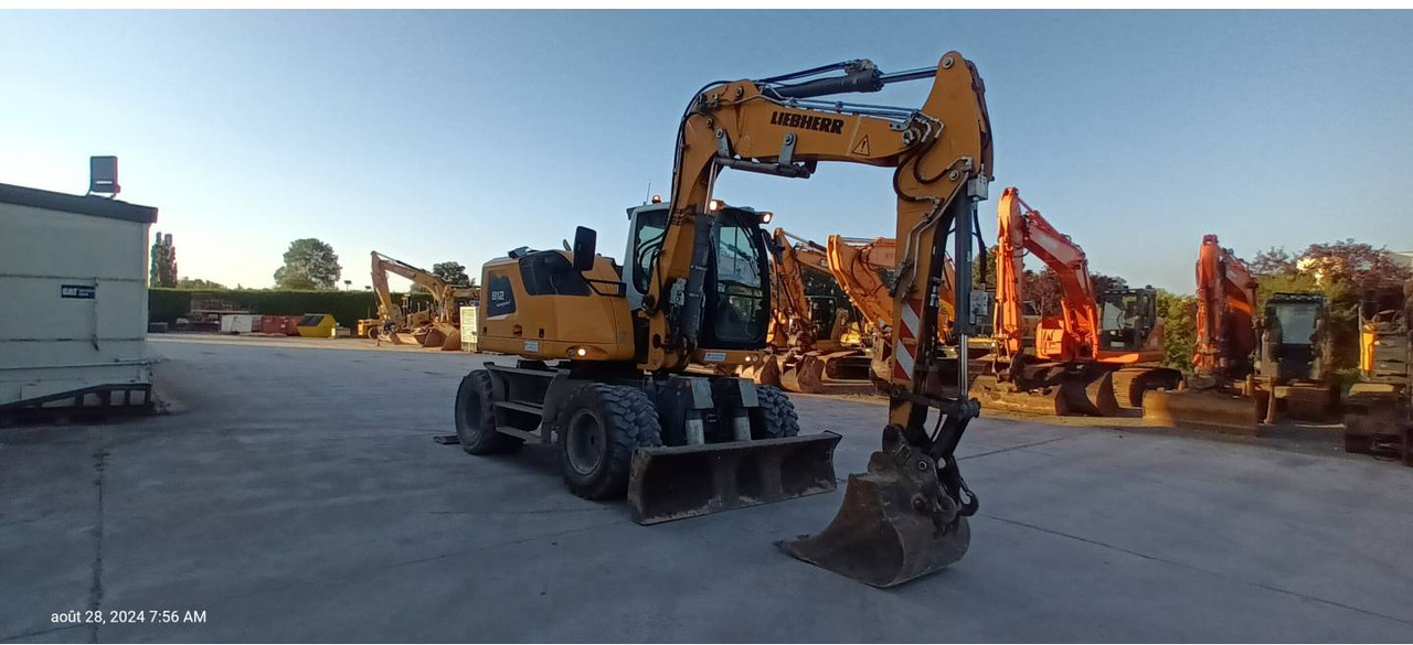 LIEBHERR A912 - Τροχοφόρος εκσκαφέας: φωτογραφία 2 LIEBHERR A912 - Τροχοφόρος εκσκαφέας: φωτογραφία 2