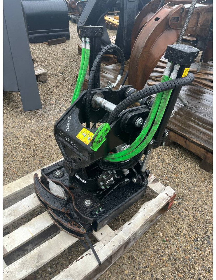 STILL STEELWRIST/X12/S45/S45/TILT/ROTATOR - Σύστημα tiltrotator: φωτογραφία 2 STILL STEELWRIST/X12/S45/S45/TILT/ROTATOR - Σύστημα tiltrotator: φωτογραφία 2