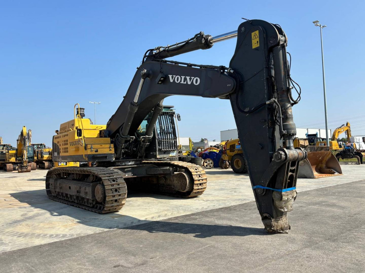 VOLVO CONSTRUCTION EQUIPMENT EC700 CL - Ερπυστριοφόρος εκσκαφέας: φωτογραφία 1 VOLVO CONSTRUCTION EQUIPMENT EC700 CL - Ερπυστριοφόρος εκσκαφέας: φωτογραφία 1