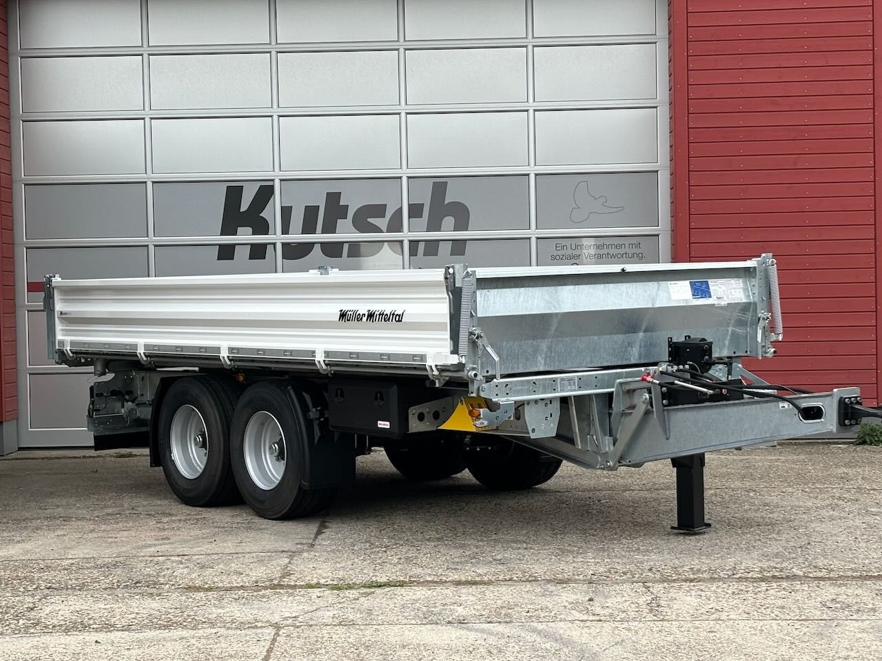 Müller-Mitteltal KA-TA-R 11,9/024 Breitreifen, Alu-Rampen, LED - Ρυμούλκα ανατρεπόμενο: φωτογραφία 5 Müller-Mitteltal KA-TA-R 11,9/024 Breitreifen, Alu-Rampen, LED - Ρυμούλκα ανατρεπόμενο: φωτογραφία 5
