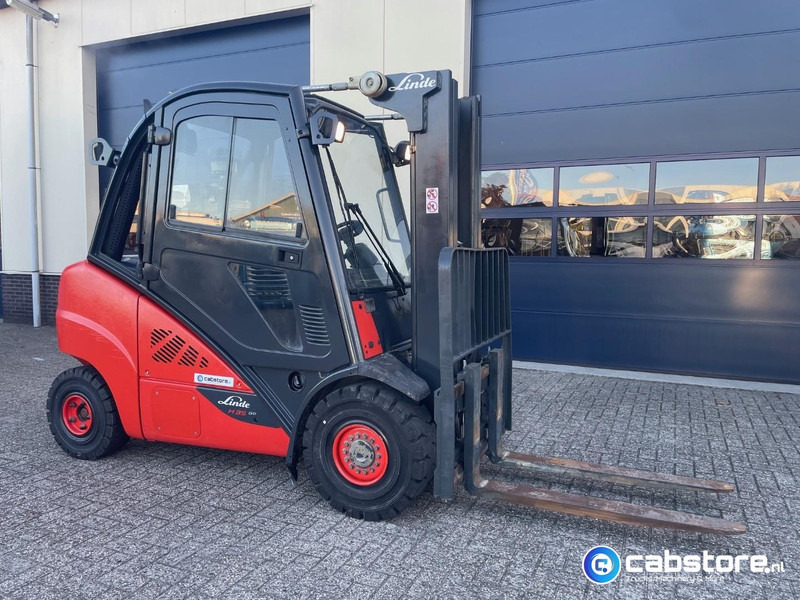 Linde H35D-02  Heftruck - Bouwjaar 2013 - Draaiuren 6892 - Diesel - Side Shift - Freelift - Doorrij hoogte 217 cm !! - Πετρελαιοκίνητο περονοφόρο: φωτογραφία 1 Linde H35D-02  Heftruck - Bouwjaar 2013 - Draaiuren 6892 - Diesel - Side Shift - Freelift - Doorrij hoogte 217 cm !! - Πετρελαιοκίνητο περονοφόρο: φωτογραφία 1