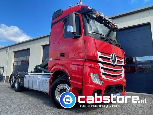 Mercedes-Benz ACTROS 2542 6x2 Euro 6 - HIAB-Multilift 26 Ton's Haakarmsysteem - Containerlift -Bouwjaar 2016 - Km 544.497 - Φορτηγό φόρτωσης γάντζου: φωτογραφία 2 Mercedes-Benz ACTROS 2542 6x2 Euro 6 - HIAB-Multilift 26 Ton's Haakarmsysteem - Containerlift -Bouwjaar 2016 - Km 544.497 - Φορτηγό φόρτωσης γάντζου: φωτογραφία 2