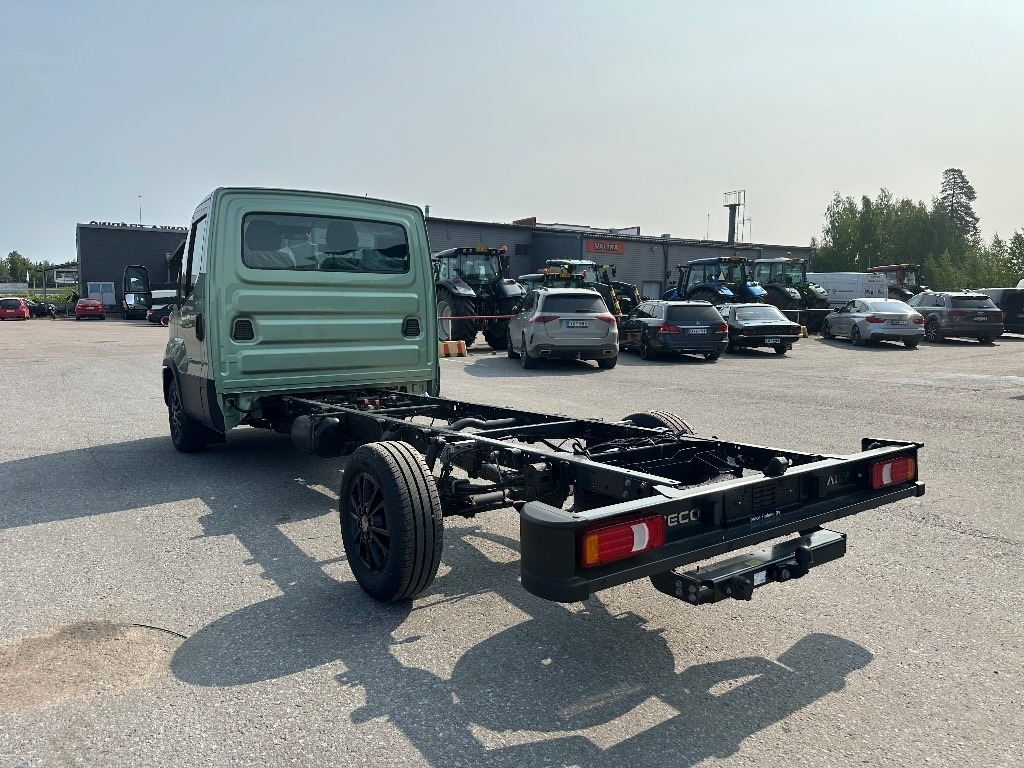 Iveco Daily 35S18A8 alusta - Βαν: φωτογραφία 5 Iveco Daily 35S18A8 alusta - Βαν: φωτογραφία 5
