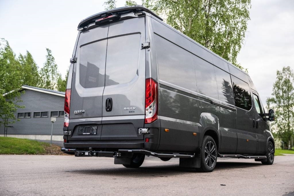 Iveco Daily 35S21A8 5hlö matkailuauto - Βαν: φωτογραφία 5 Iveco Daily 35S21A8 5hlö matkailuauto - Βαν: φωτογραφία 5