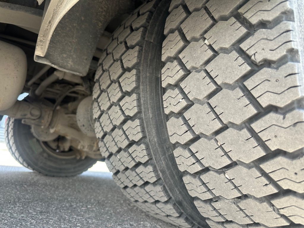 Mercedes-Benz Atego 818 - Φορτηγό κόφα: φωτογραφία 5 Mercedes-Benz Atego 818 - Φορτηγό κόφα: φωτογραφία 5