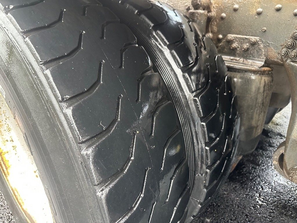 Φορτηγό καδοφόρος φορτωτής Scania P114 8x2*6: φωτογραφία 6