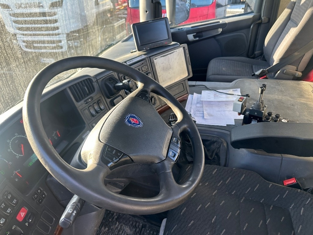 Φορτηγό φόρτωσης γάντζου Scania P420: φωτογραφία 9