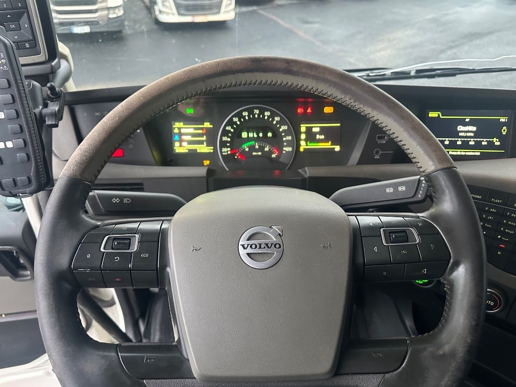 Φορτηγό φόρτωσης γάντζου Volvo FH 500 8X4*4: φωτογραφία 18 Φορτηγό φόρτωσης γάντζου Volvo FH 500 8X4*4: φωτογραφία 18