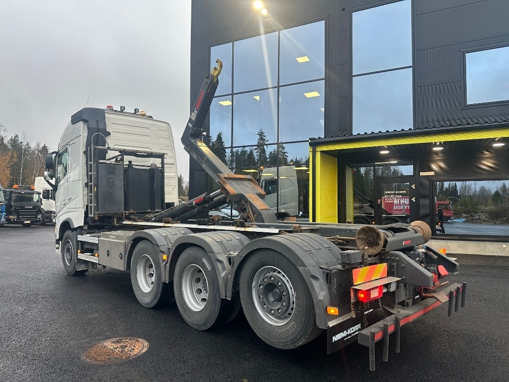 Φορτηγό φόρτωσης γάντζου Volvo FH 500 8X4*4: φωτογραφία 6 Φορτηγό φόρτωσης γάντζου Volvo FH 500 8X4*4: φωτογραφία 6