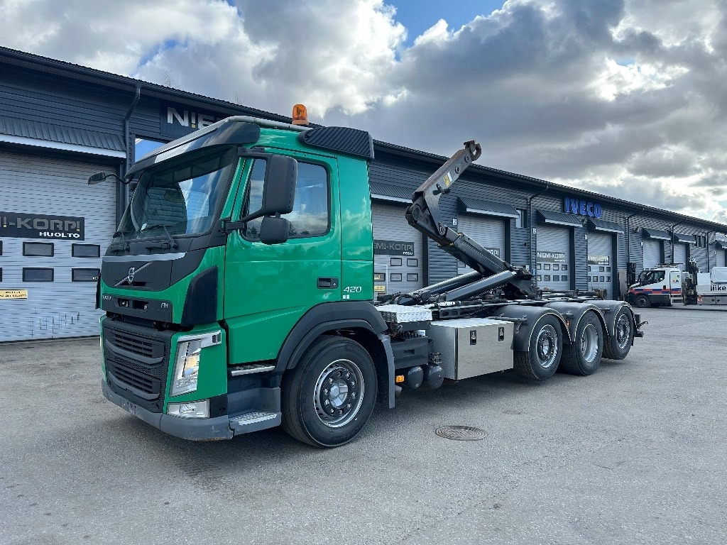 Volvo FM 420 8x2/4 - Φορτηγό φόρτωσης γάντζου: φωτογραφία 1 Volvo FM 420 8x2/4 - Φορτηγό φόρτωσης γάντζου: φωτογραφία 1