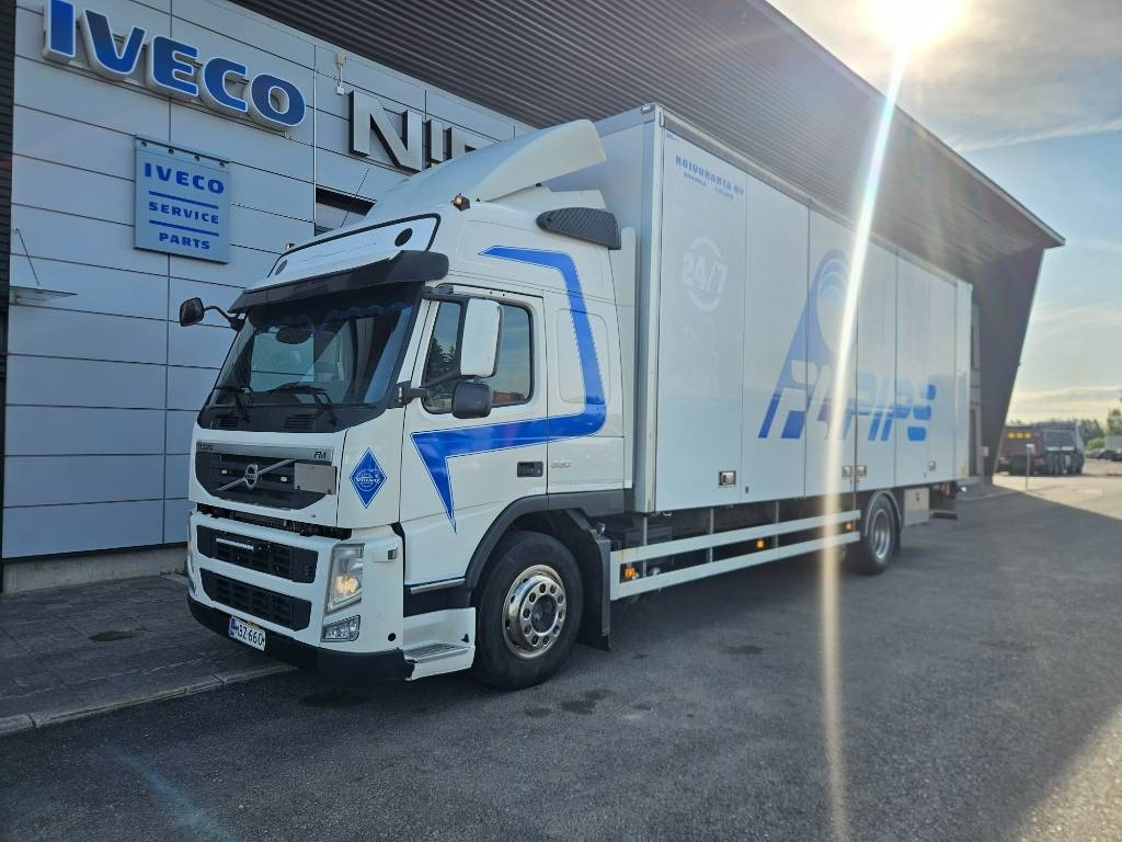 Volvo FM11 - Φορτηγό κόφα: φωτογραφία 1 Volvo FM11 - Φορτηγό κόφα: φωτογραφία 1