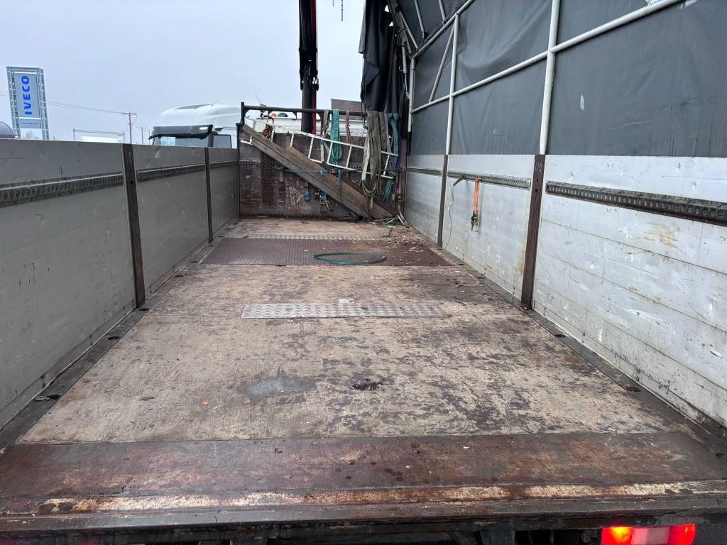 Volvo FM9 - Φορτηγό με γερανό: φωτογραφία 5 Volvo FM9 - Φορτηγό με γερανό: φωτογραφία 5