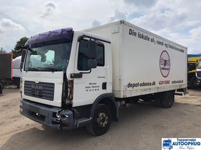 MAN TGL 12.210 - Φορτηγό κόφα: φωτογραφία 1 MAN TGL 12.210 - Φορτηγό κόφα: φωτογραφία 1