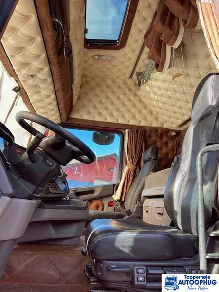 Scania R450 4X2 speciel interior - Τράκτορας: φωτογραφία 4 Scania R450 4X2 speciel interior - Τράκτορας: φωτογραφία 4