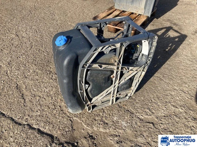 Volvo Adblue tank 21645367 – 23251720 - Μονάδα ρεζερβουάρ AdBlue για Φορτηγό: φωτογραφία 2 Volvo Adblue tank 21645367 – 23251720 - Μονάδα ρεζερβουάρ AdBlue για Φορτηγό: φωτογραφία 2