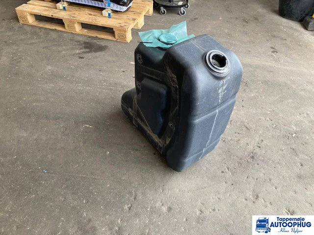 Volvo adblue tank – Volvo 23225656 - Μονάδα ρεζερβουάρ AdBlue για Φορτηγό: φωτογραφία 2 Volvo adblue tank – Volvo 23225656 - Μονάδα ρεζερβουάρ AdBlue για Φορτηγό: φωτογραφία 2