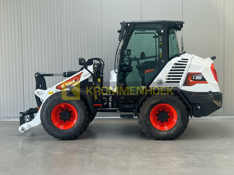 Bobcat L 85 - Ελαστιχοφόρος φορτωτής: φωτογραφία 1 Bobcat L 85 - Ελαστιχοφόρος φορτωτής: φωτογραφία 1