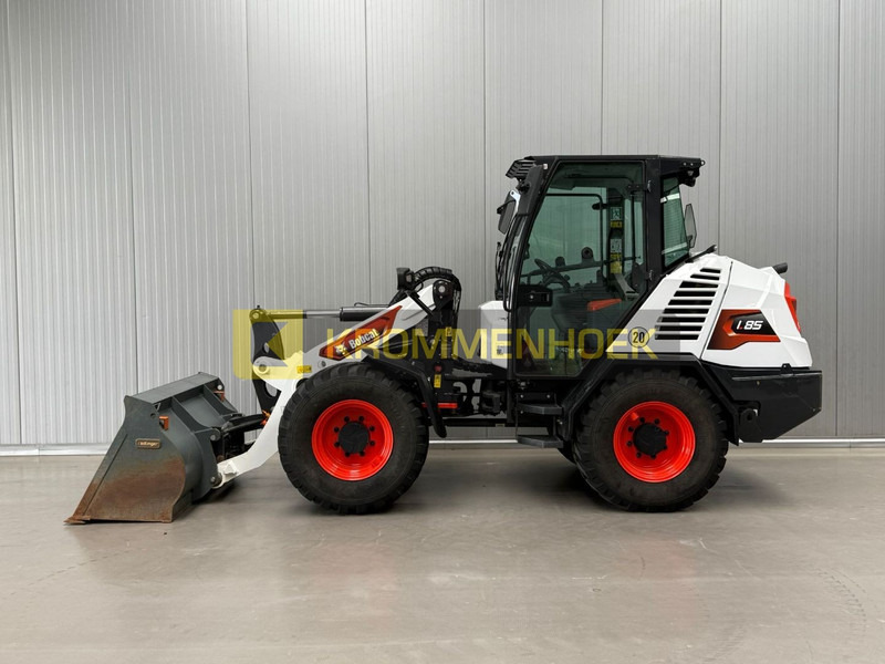 Bobcat L 85 - Ελαστιχοφόρος φορτωτής: φωτογραφία 1 Bobcat L 85 - Ελαστιχοφόρος φορτωτής: φωτογραφία 1