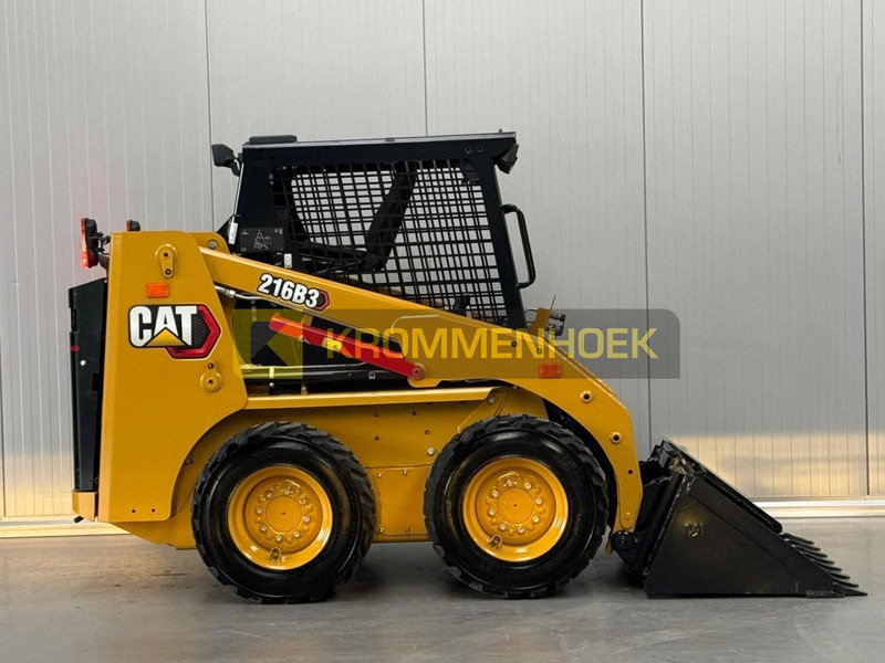 Caterpillar 216 B3 - Φορτωτής πλάγιας ολίσθησης: φωτογραφία 5 Caterpillar 216 B3 - Φορτωτής πλάγιας ολίσθησης: φωτογραφία 5