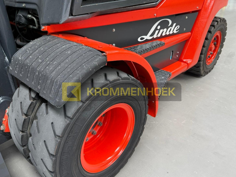 Πετρελαιοκίνητο περονοφόρο Linde H 70 D: φωτογραφία 10