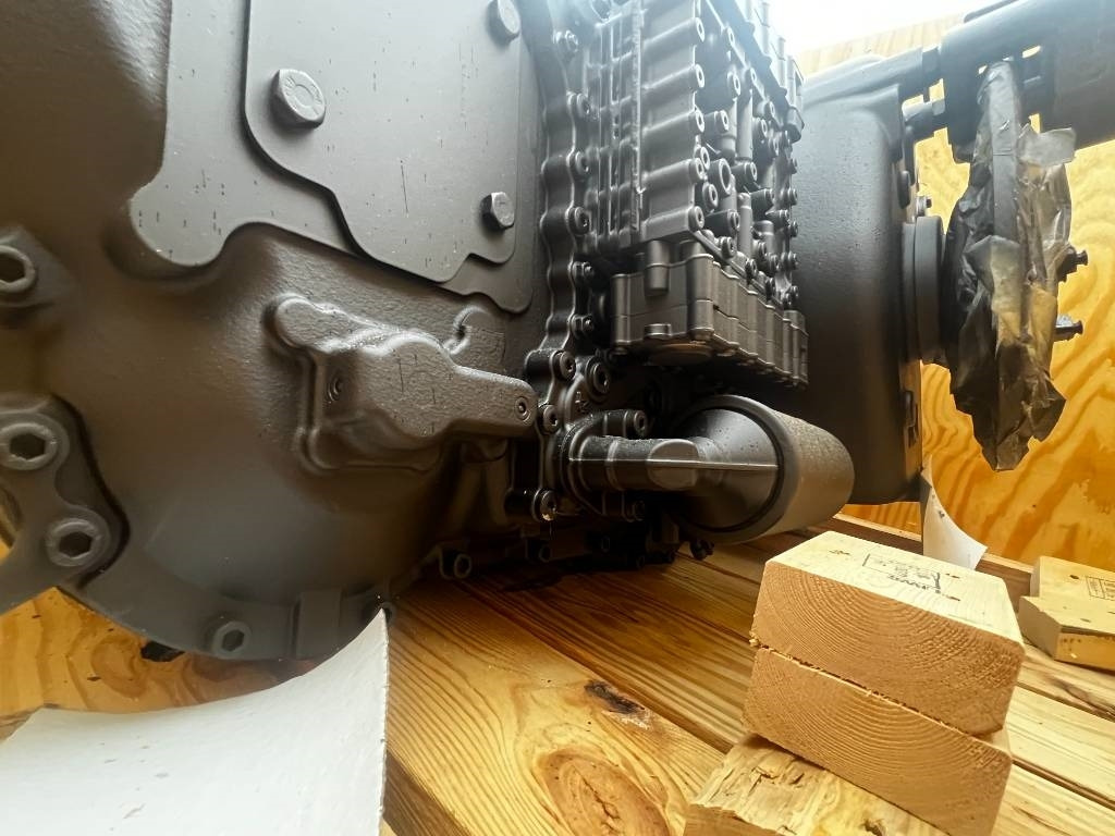 Μίσθωση CNH Powershift - CNH / ZF - 4WG190 ZF  CNH Powershift - CNH / ZF - 4WG190 ZF: φωτογραφία 11