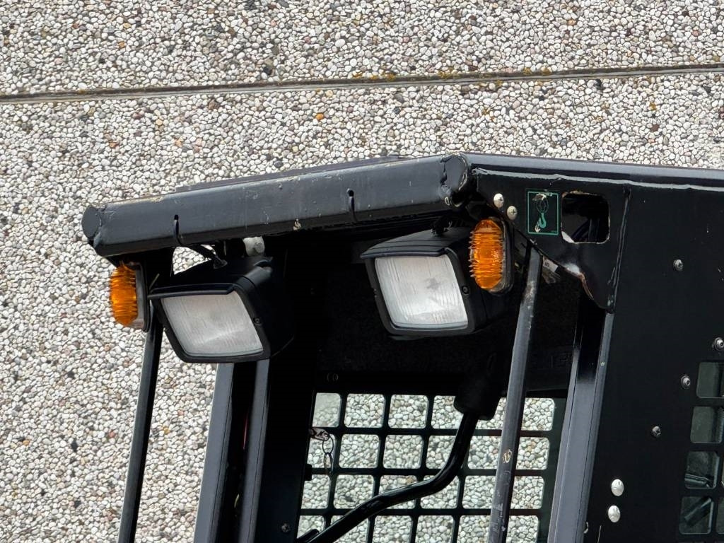 Manitou 850R, 2021, 365 hours! - Φορτωτής πλάγιας ολίσθησης: φωτογραφία 4 Manitou 850R, 2021, 365 hours! - Φορτωτής πλάγιας ολίσθησης: φωτογραφία 4